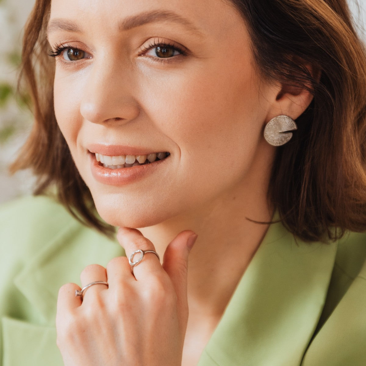 Kolczyki NOMA białe złoto