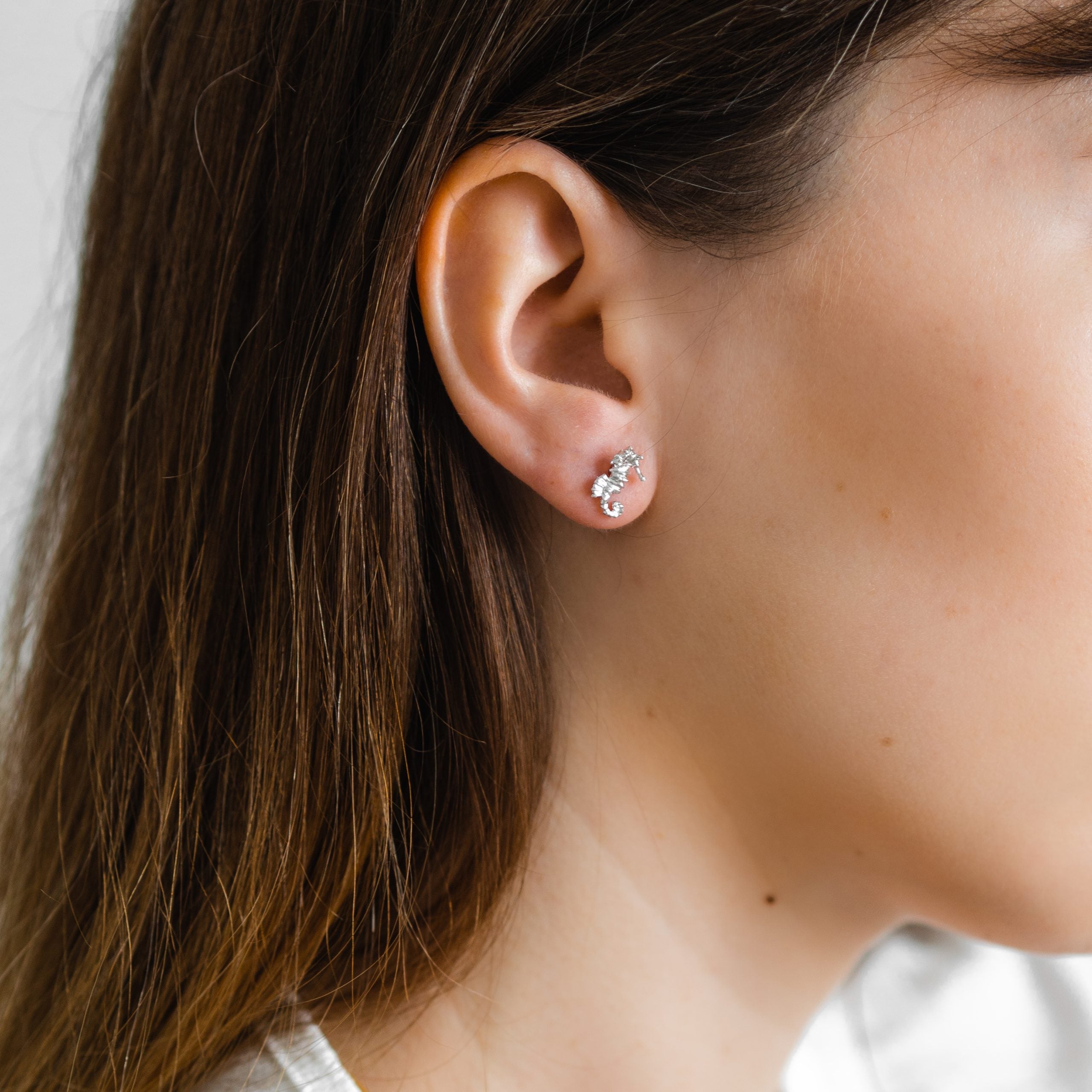 Kolczyki koniki morskie SEAHORSE białe złoto