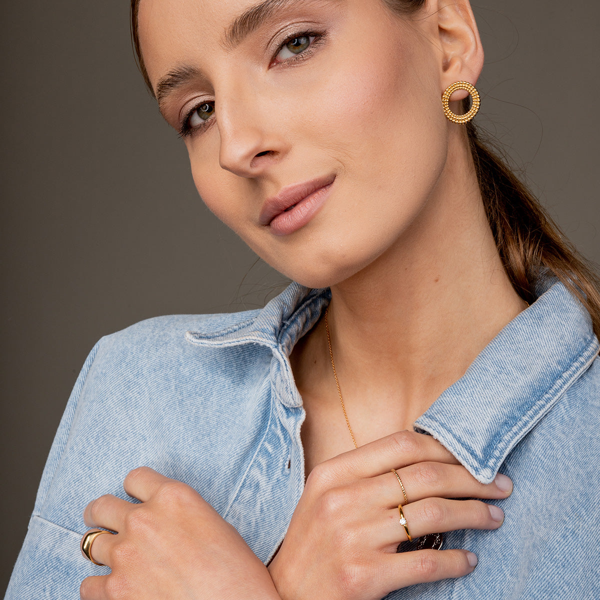 Pierścionek COLORS srebrny pozłacany - biały kamień