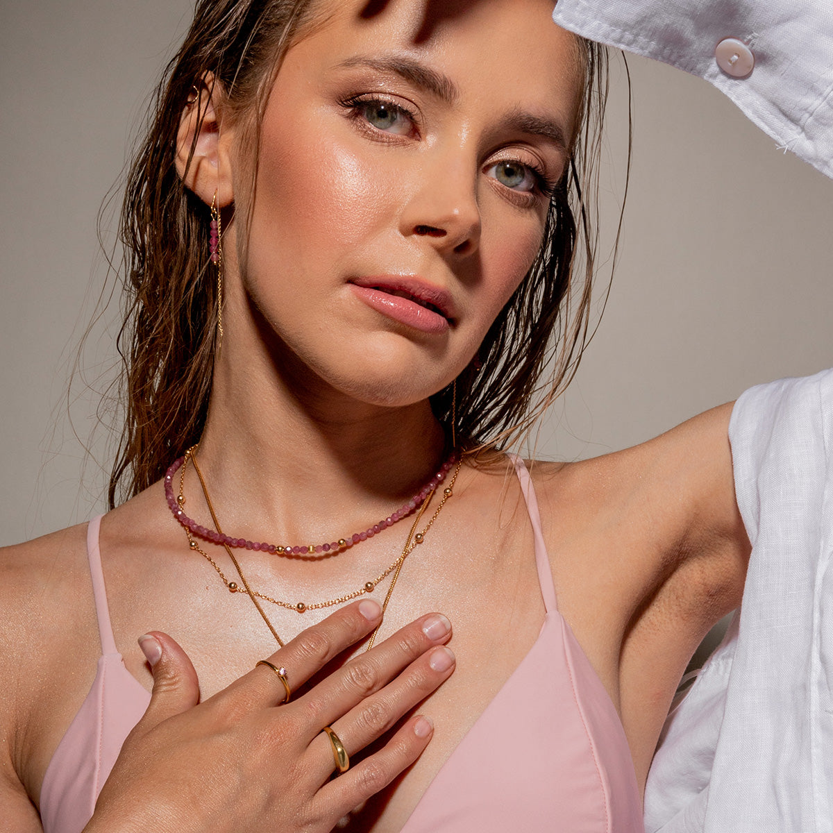 Pierścionek COLORS srebrny pozłacany - różowy kamień