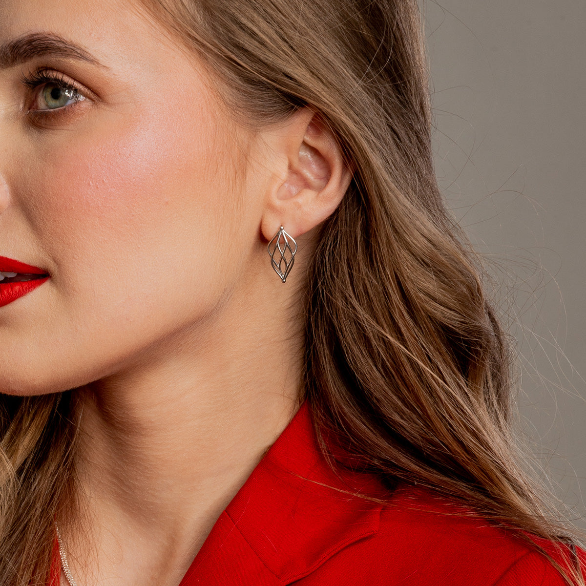 Kolczyki INFINI białe złoto