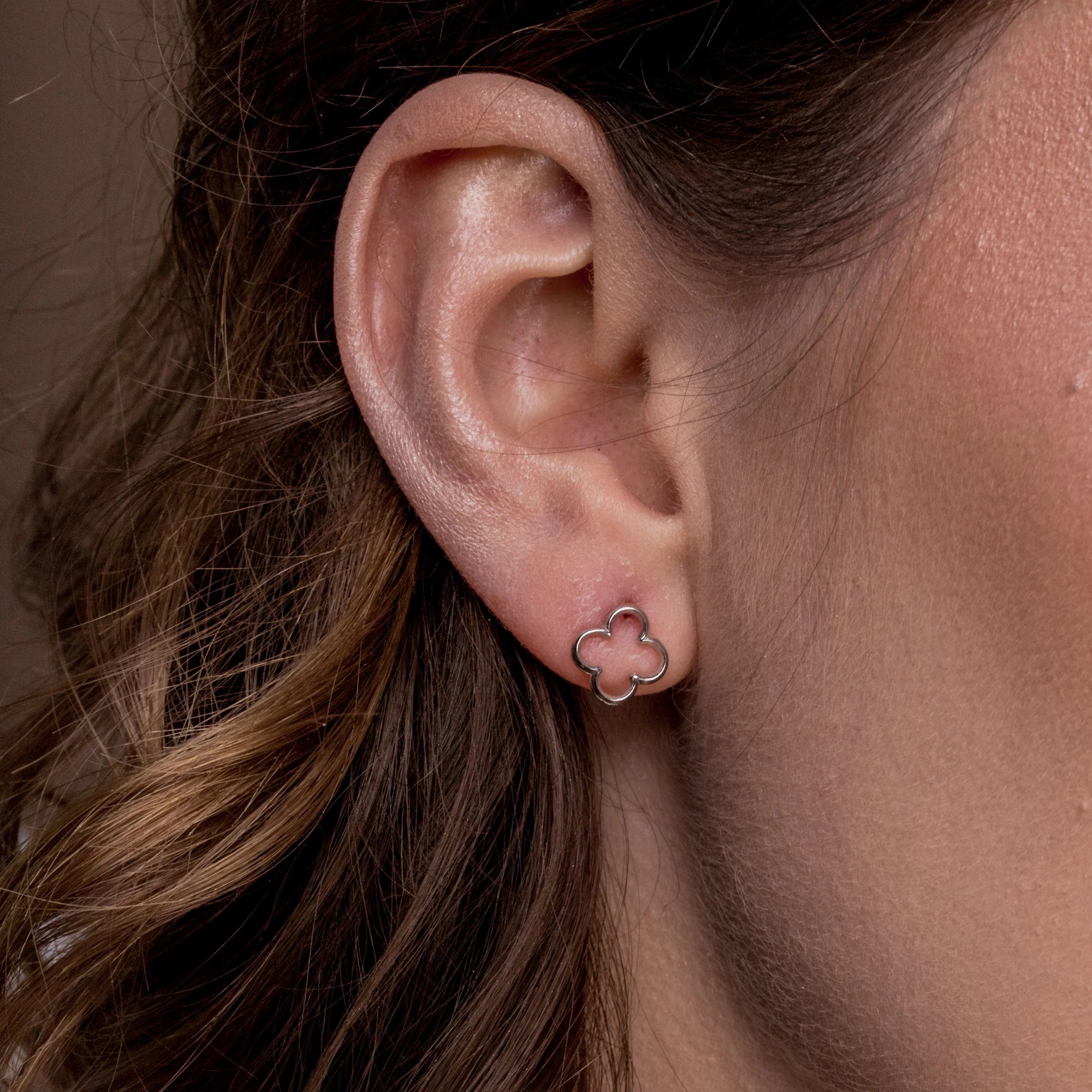 Kolczyki koniczyny LILY białe złoto