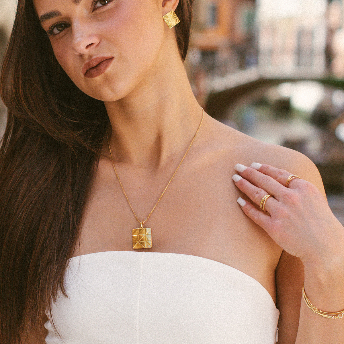 Zawieszka kwadrat PIAZZA złota