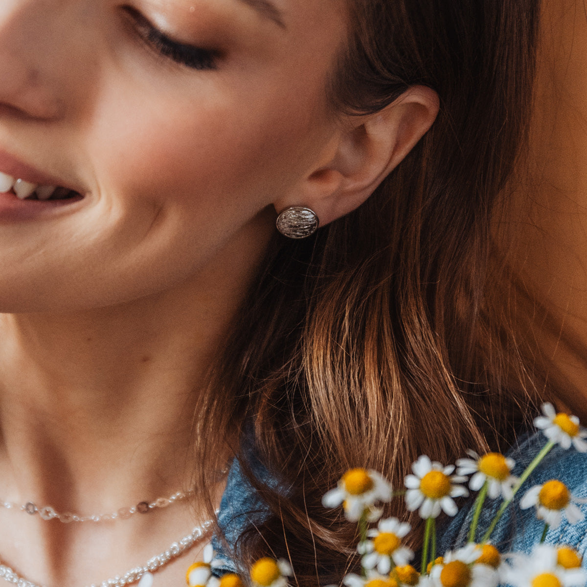 Kolczyki TWEED białe złoto