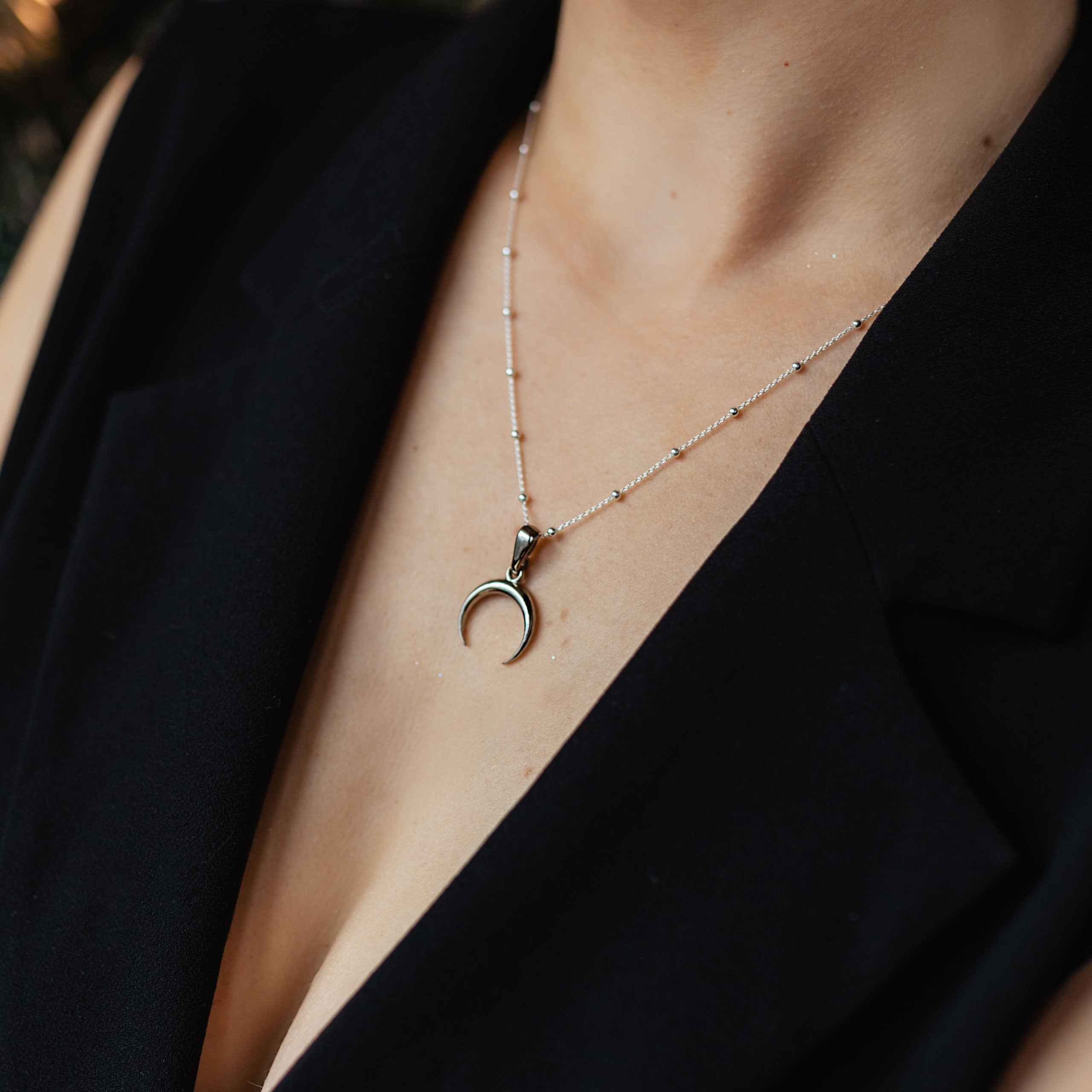 Zestaw KSIĘŻYCOWY srebrny - zawieszka, kolczyki i łańcuszek