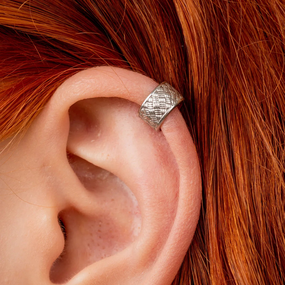 Nausznica ONE srebrna