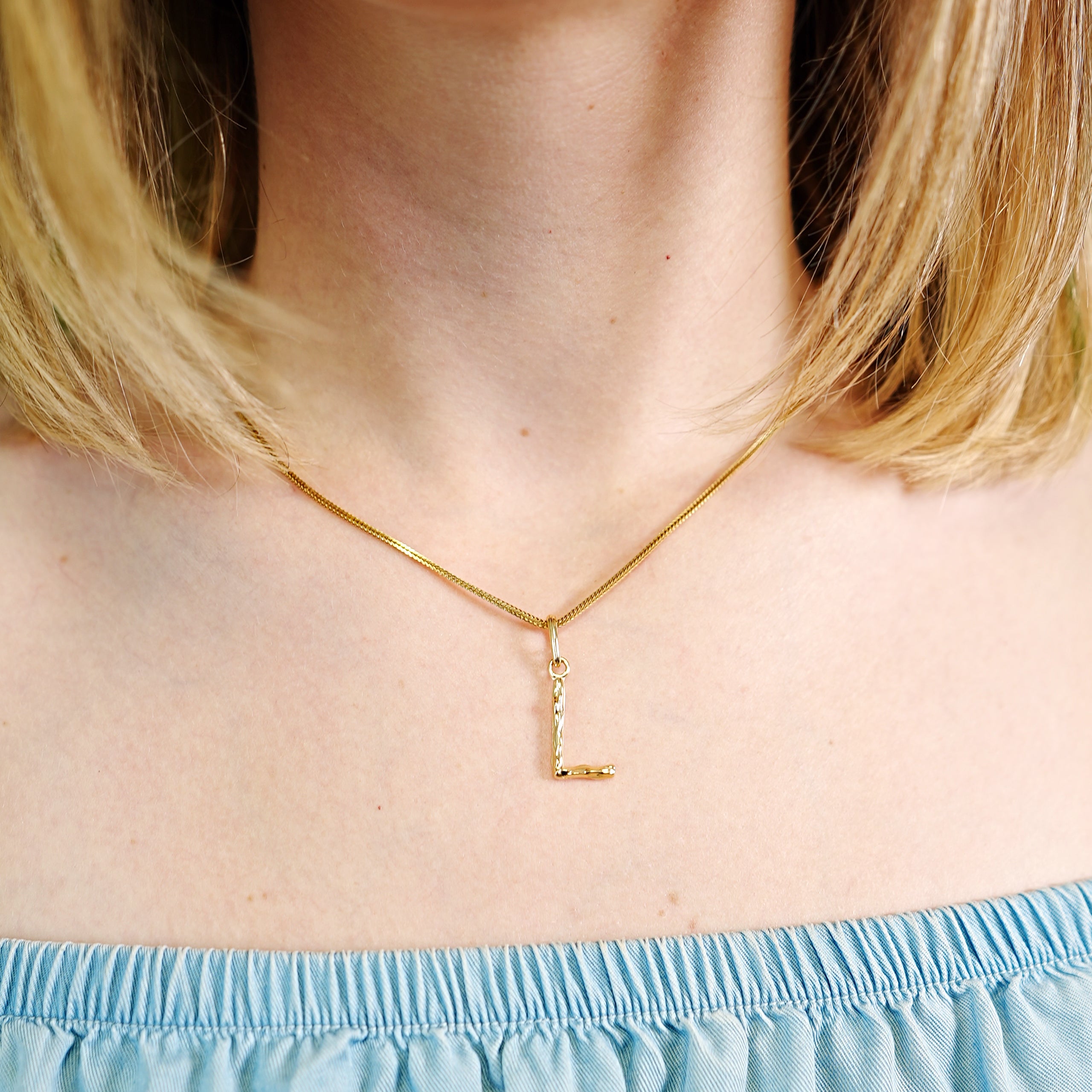 Zawieszka literka LETTER srebrna pozłacana - litera L