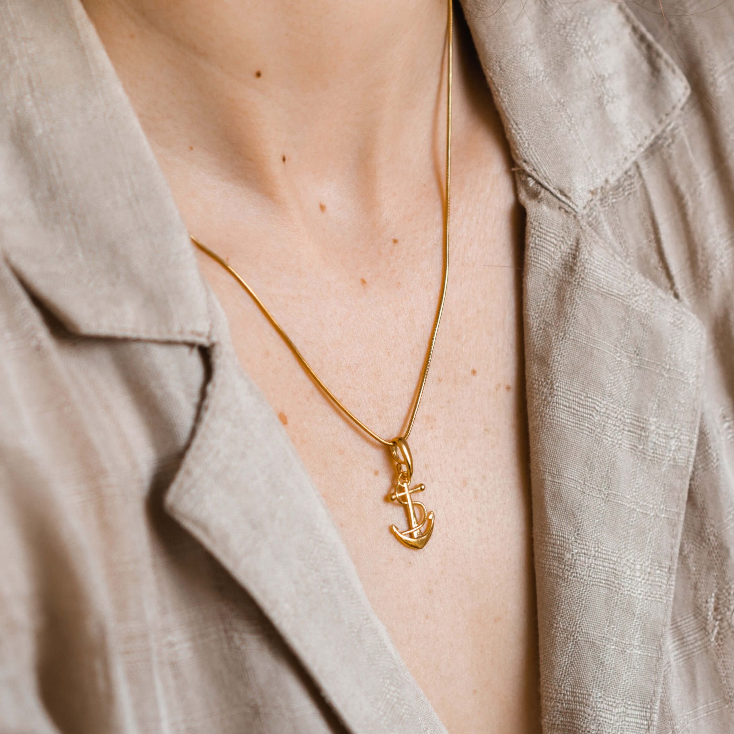 Zawieszka kotwica ANCHOR srebrna pozłacana