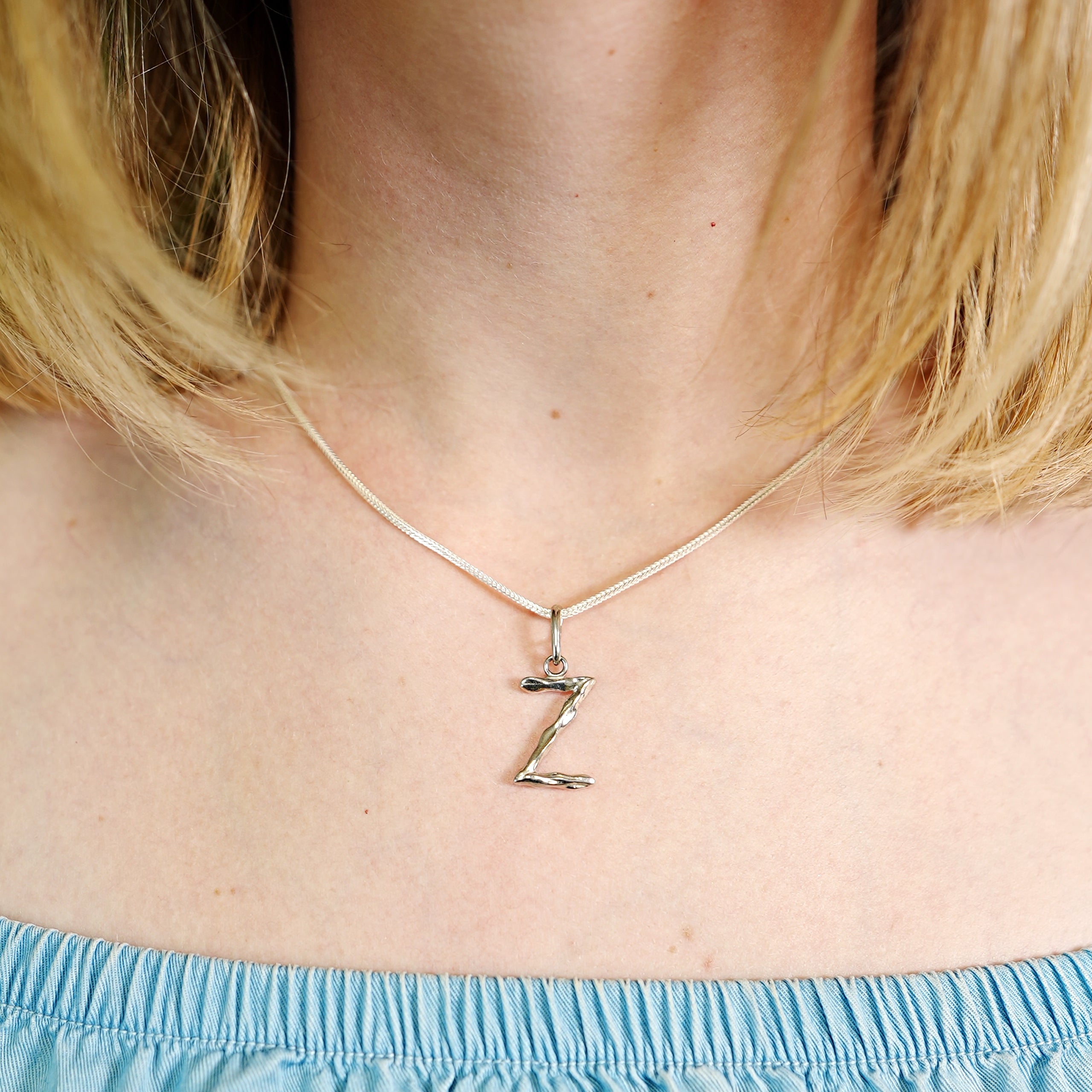 Zawieszka literka LETTER srebrna - litera Z