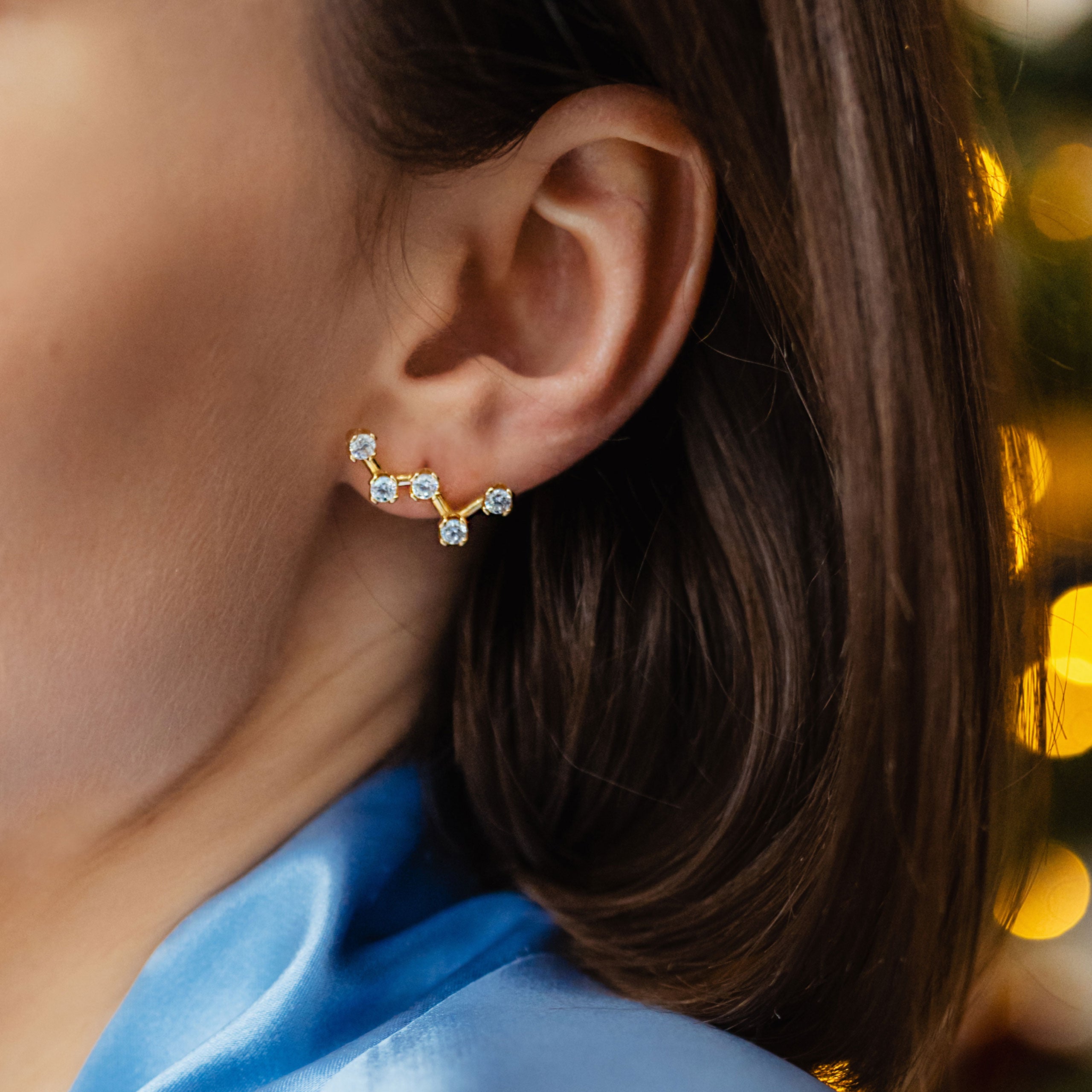 Nausznica CASSIOPEIA srebrna pozłacana - białe kamienie