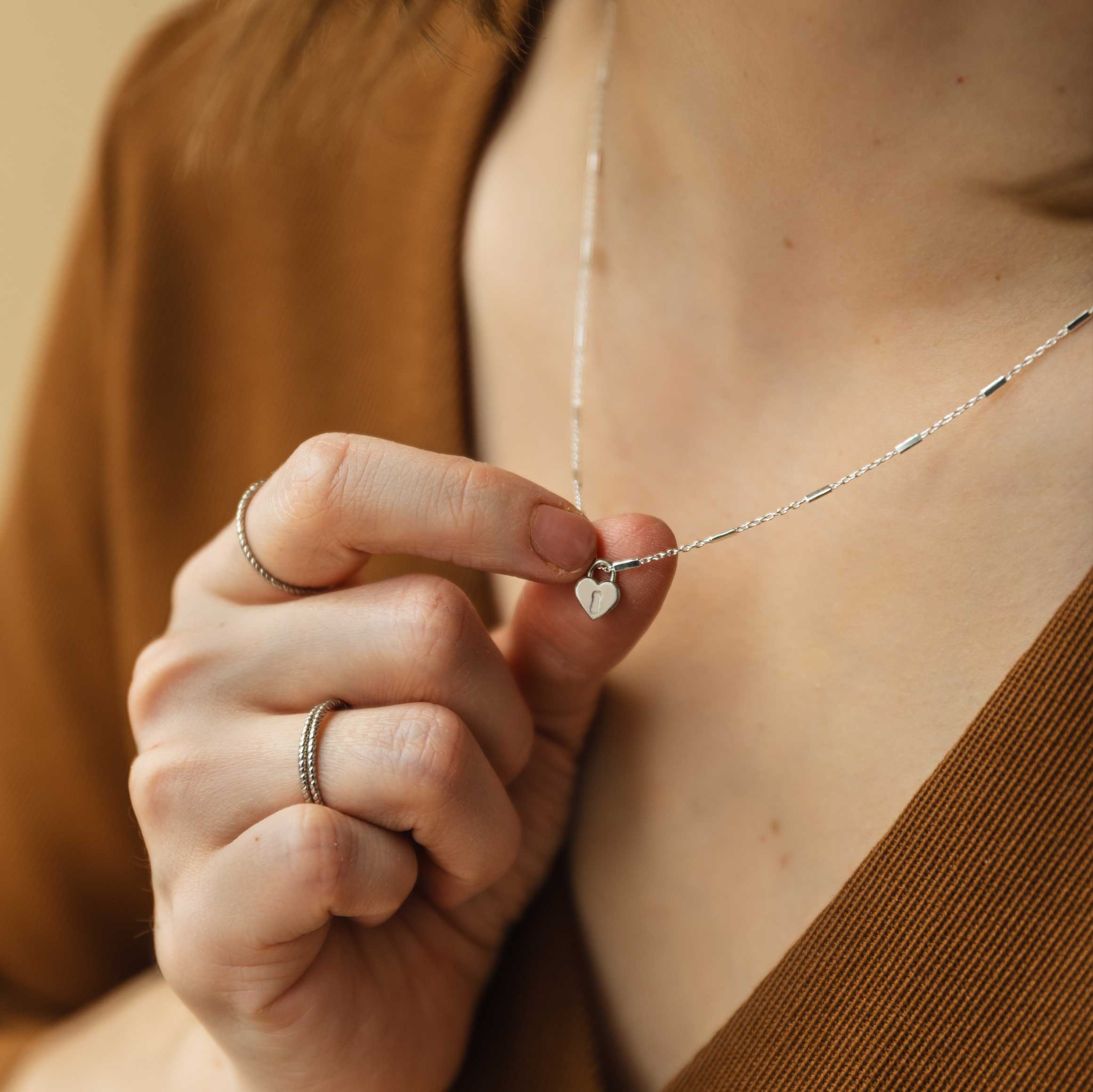 Zawieszka kłódka LOCK srebrna