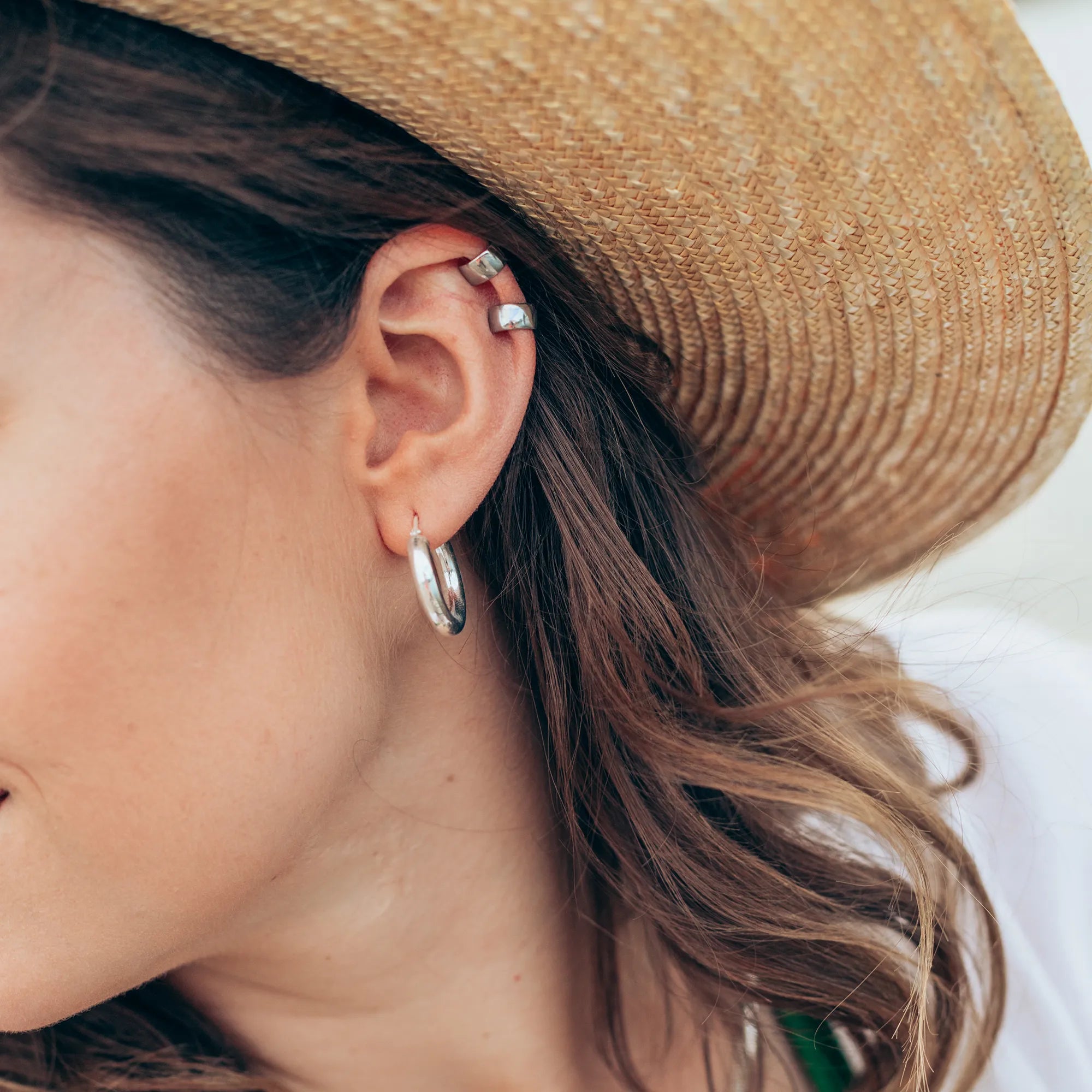 Nausznica SHINY srebrna