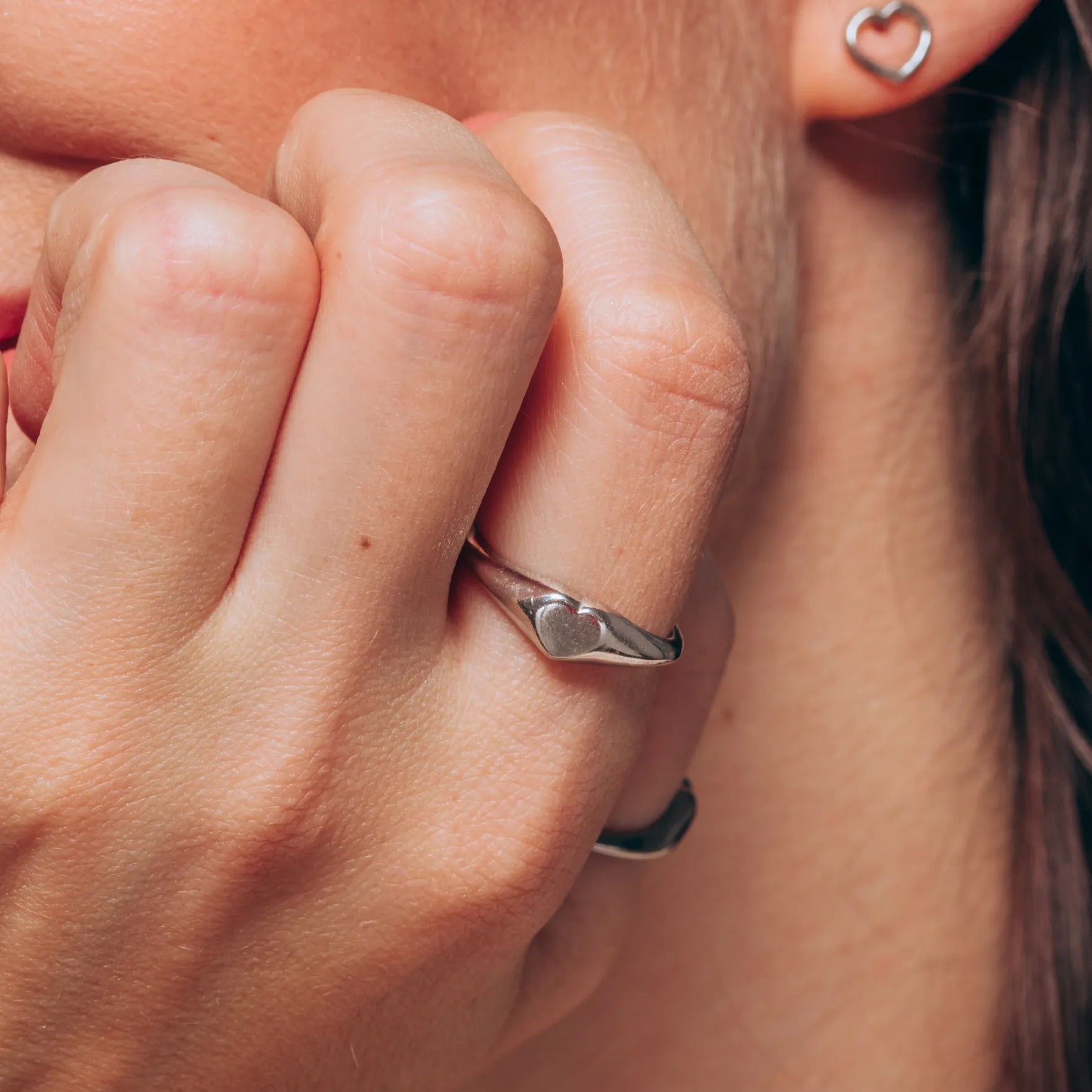 Pierścionek sygnet HEART srebrny