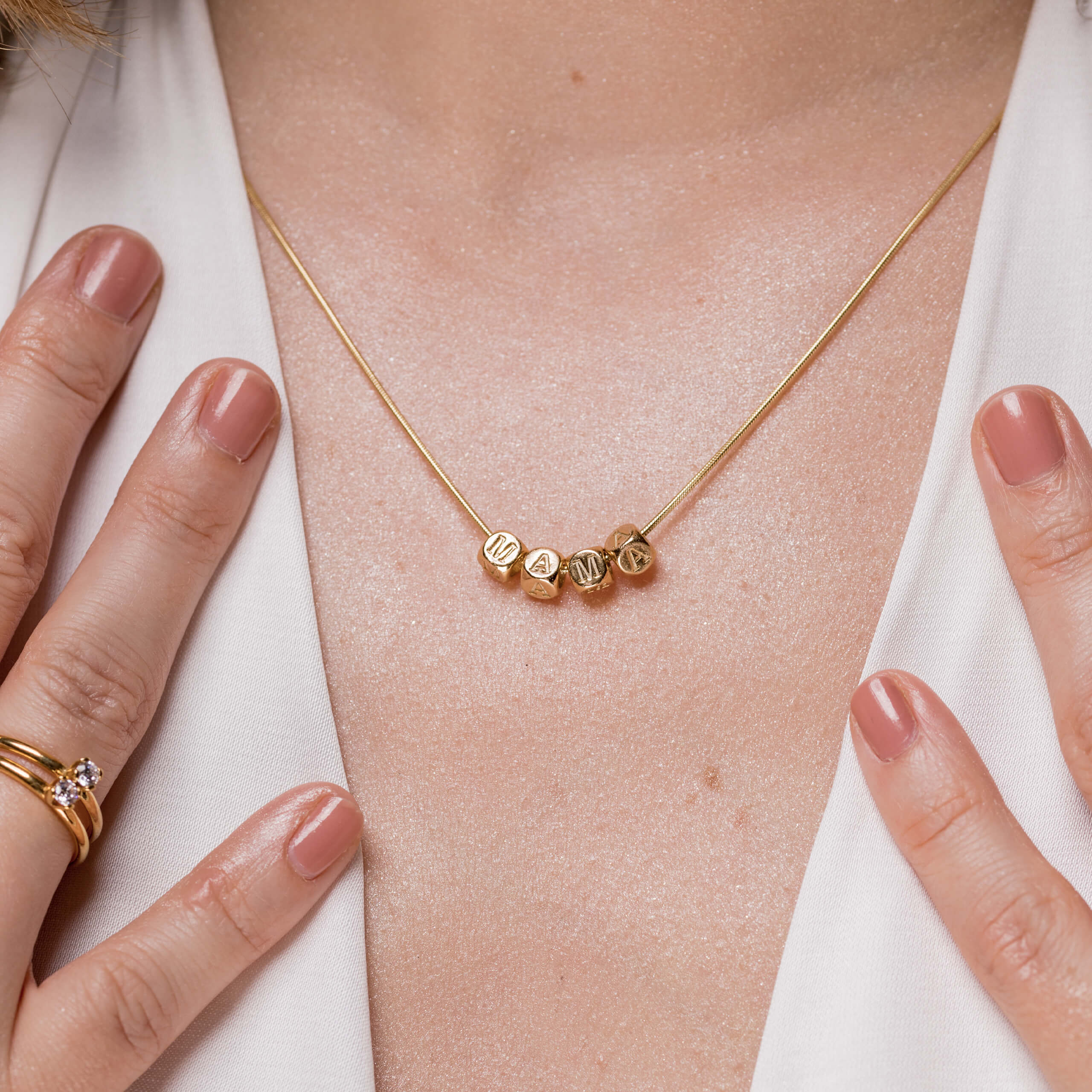 Zawieszka kostka literka CUBES srebrna pozłacana - litera C