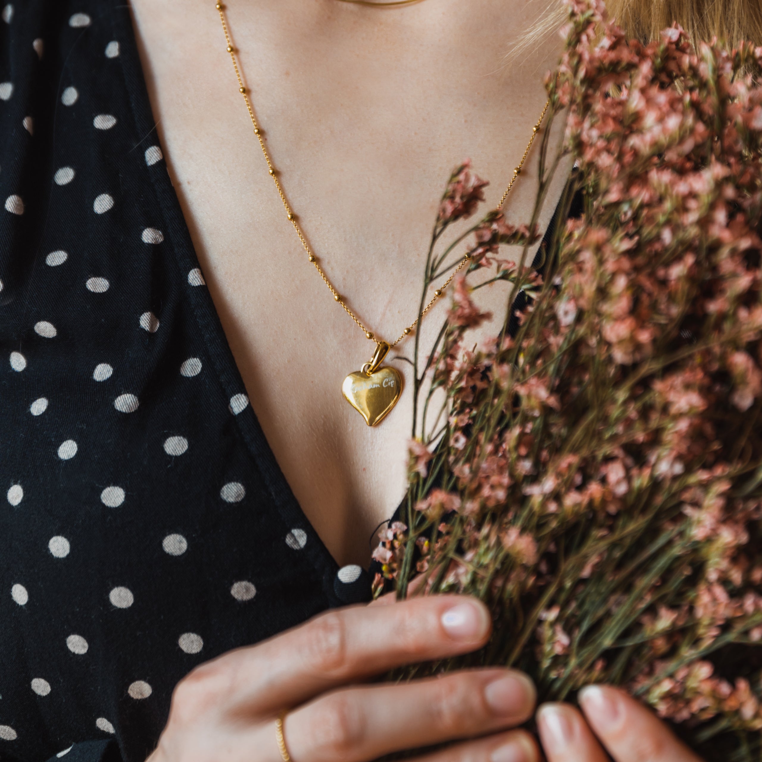 Zawieszka serduszko HEART pełna srebrna pozłacana