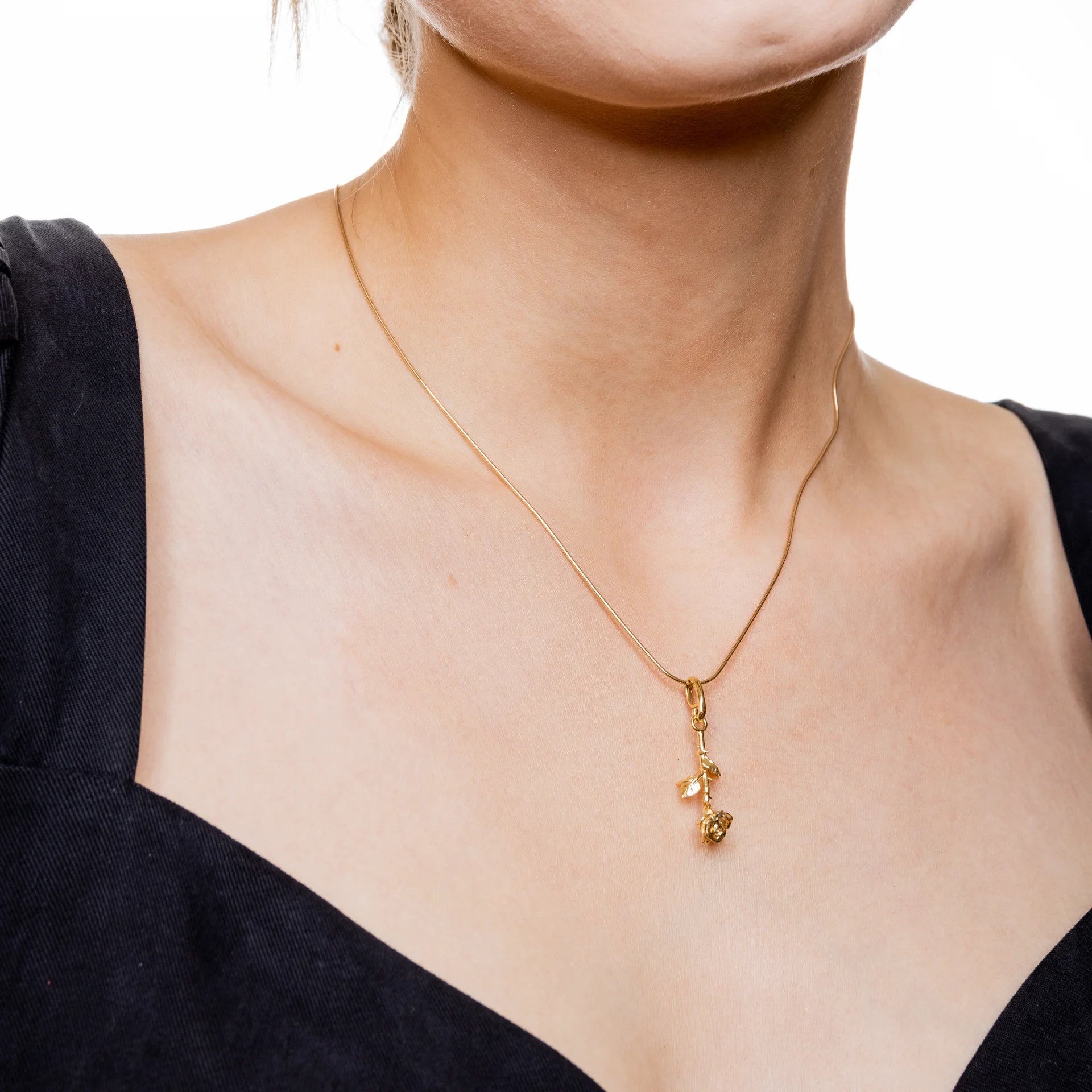 Zawieszka róża ROSE srebrna pozłacana